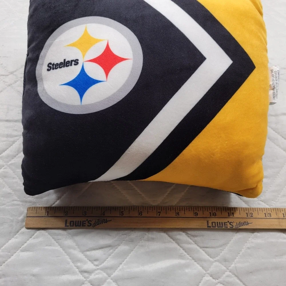 Pittsburgh Steelers Side Arrow square pillow NFL